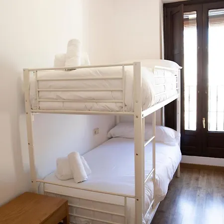 Lomena Apartment